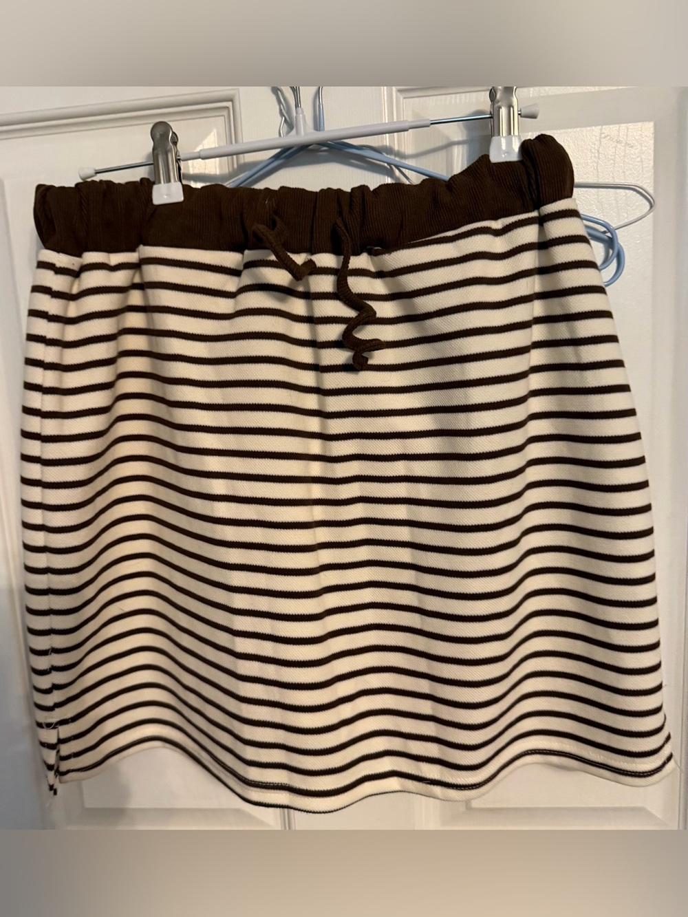 Lohnr Striped Drawstring Skort in Cream with brown stripes, NWT, XL